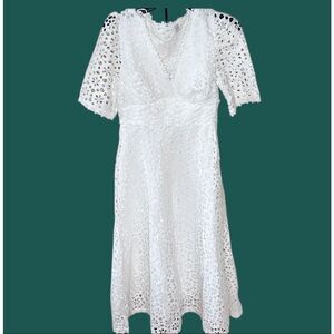 Petal & Pup CAMELLIA MIDI DRESS WHITE Embroidered Cotton Size Small Nwot